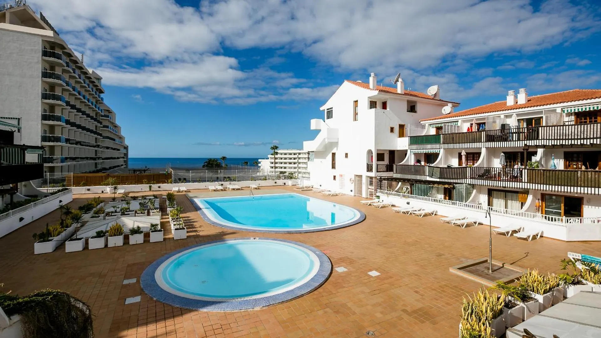 아데제 Royal Park Torviscas Beach 아파트 스페인